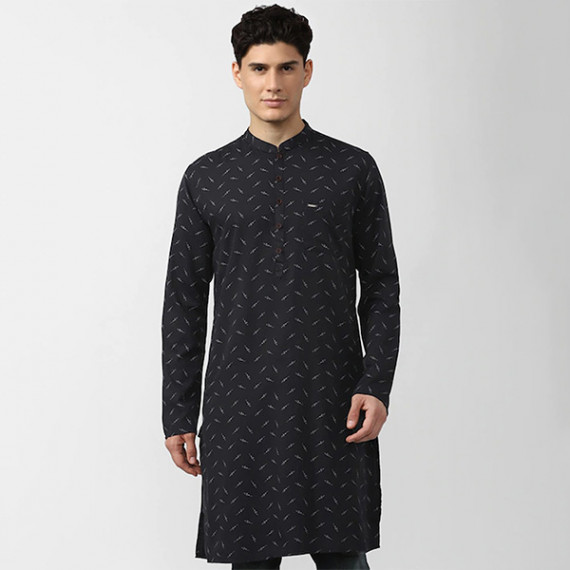 https://www.letshopz.com/products/men-black-geometric-printed-kurta-1