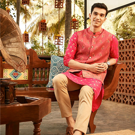 https://www.letshopz.com/products/men-magenta-pink-golden-floral-printed-thread-work-floral-kurta-2
