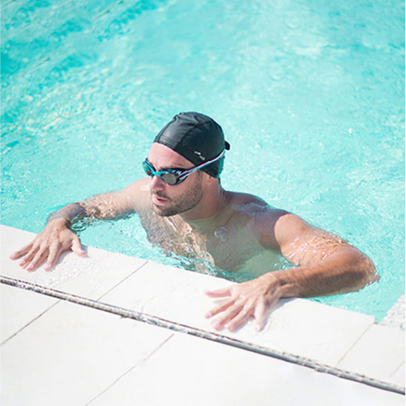 https://www.letshopz.com/products/black-solid-swimming-cap
