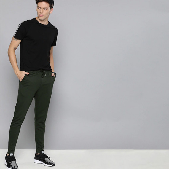 https://www.letshopz.com/products/men-olive-green-straight-fit-solid-track-pants