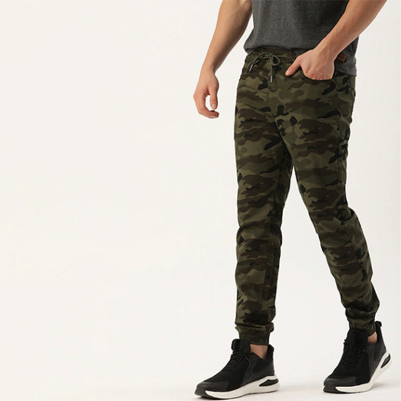 https://www.letshopz.com/products/men-olive-green-camouflage-printed-slim-fit-joggers-trousers