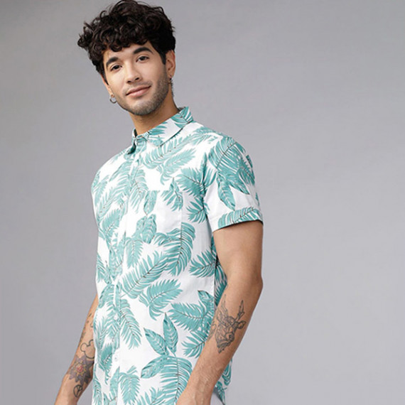 https://www.letshopz.com/products/men-green-white-slim-fit-printed-casual-shirt