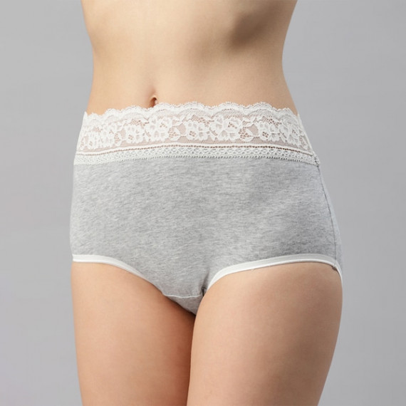 https://www.letshopz.com/products/women-pack-of-5-lace-detail-hipster-briefs-t615016x