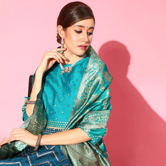 https://www.letshopz.com/products/women-navy-blue-embellished-ready-to-wear-lehenga-blouse-with-dupatta